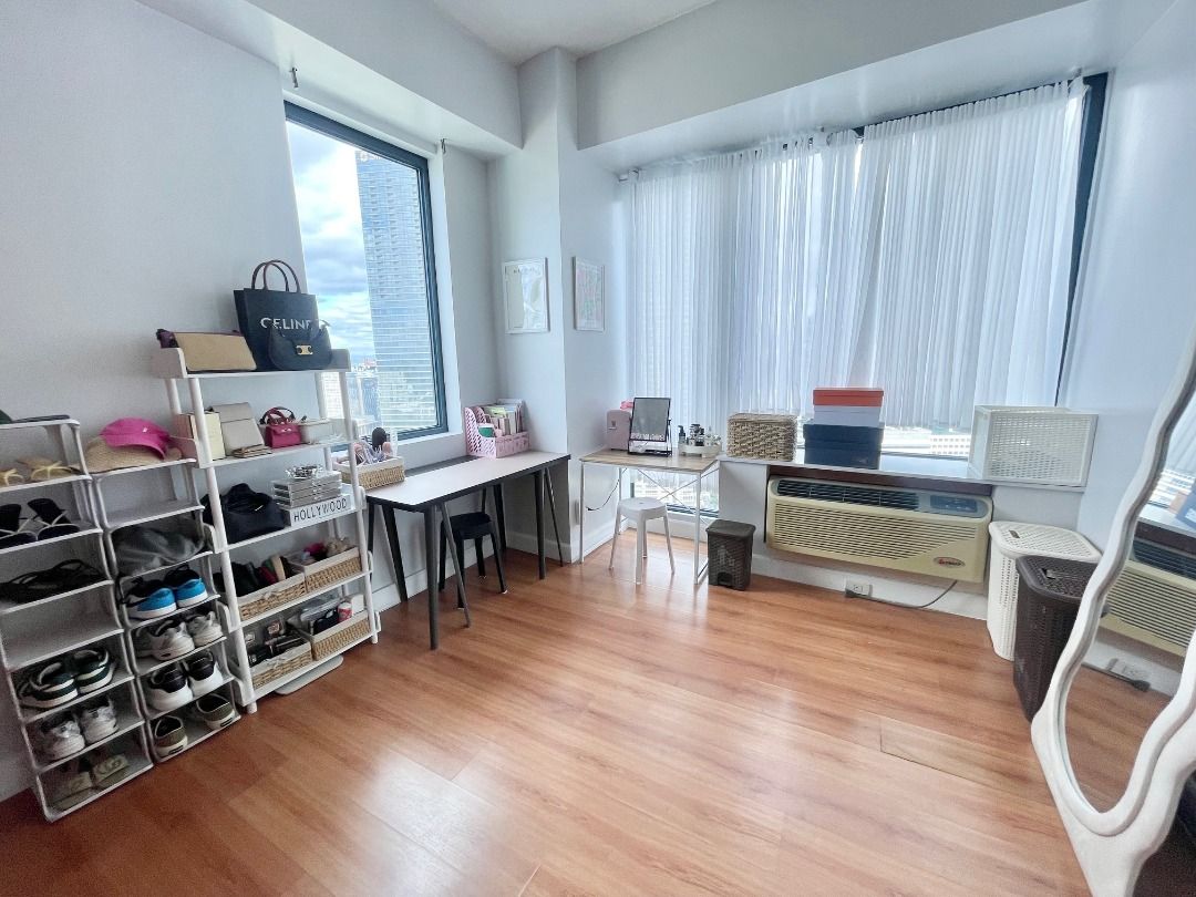 Gallery item
