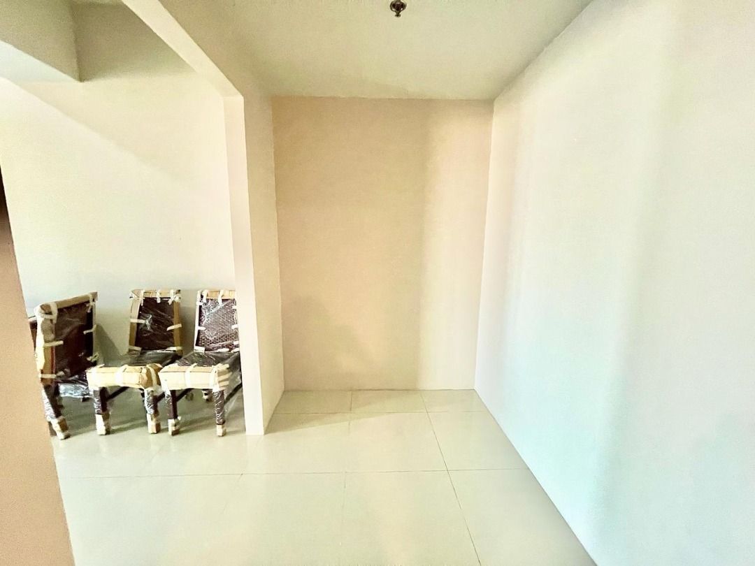 Gallery item