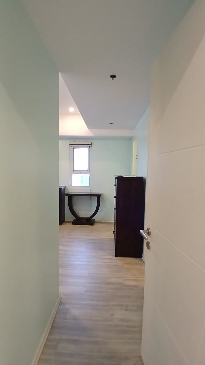 Gallery item